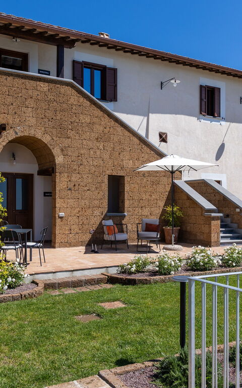 Tenuta Poggio Guiano: all'aperto, Esterni, Giardino