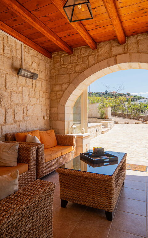 Villa Pi: all'aperto, Esterni