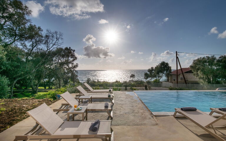 Villa Elais: all'aperto, Piscina, Vista Panoramica