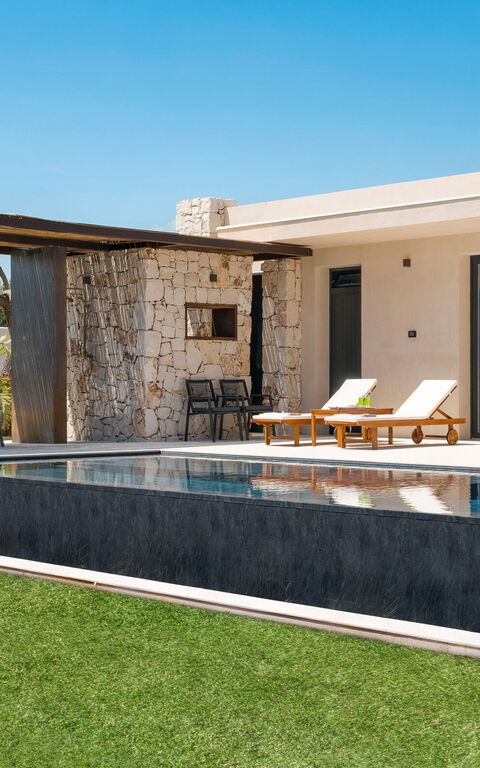Eos Villa: all'aperto, Esterni, Giardino, Piscina