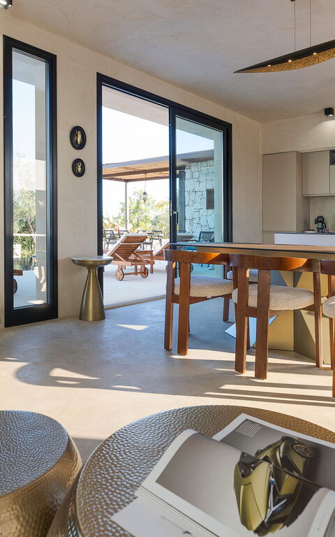 Eos Villa: Cucina, Sala da pranzo, Soggiorno