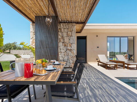 Eos Villa