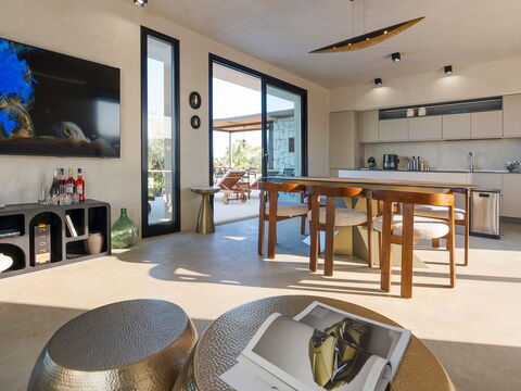 Eos Villa
