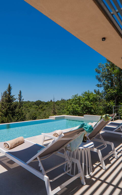 Villa Melia: all'aperto, Piscina