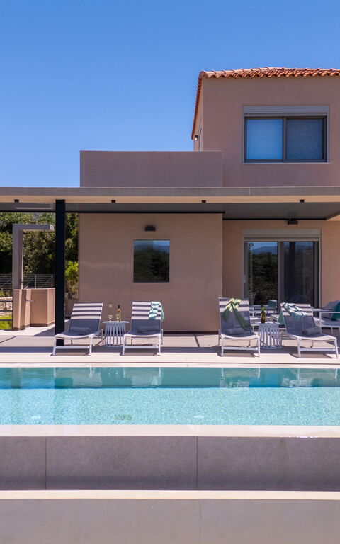 Villa Melia: all'aperto, Esterni, Piscina