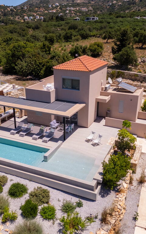 Villa Melia: all'aperto, Esterni, Piscina