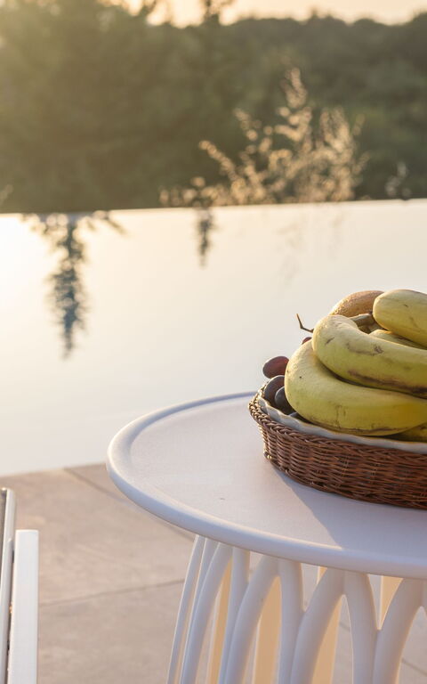 Villa Melia: all'aperto, Esterni