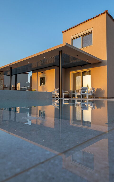 Villa Melia: all'aperto, Esterni, Piscina