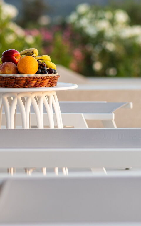 Villa Melia: all'aperto, Esterni