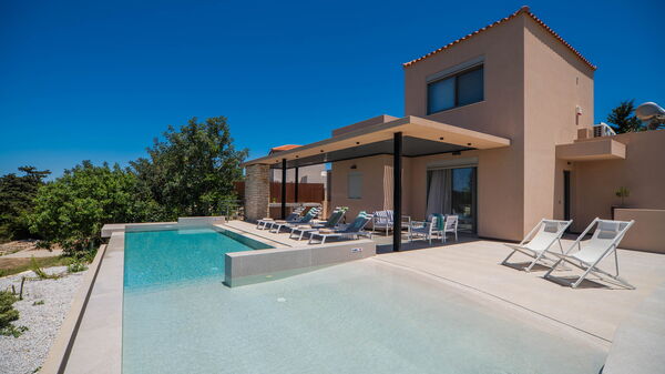 Villa Melia: all'aperto, Esterni, Piscina