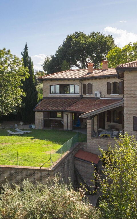 Villa Belvedere San Bartolo: all'aperto, Esterni