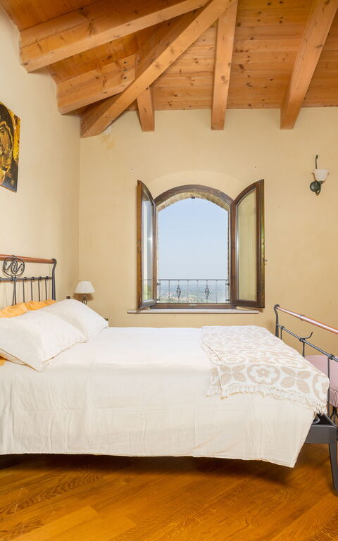 Villa Belvedere San Bartolo: Camera da letto