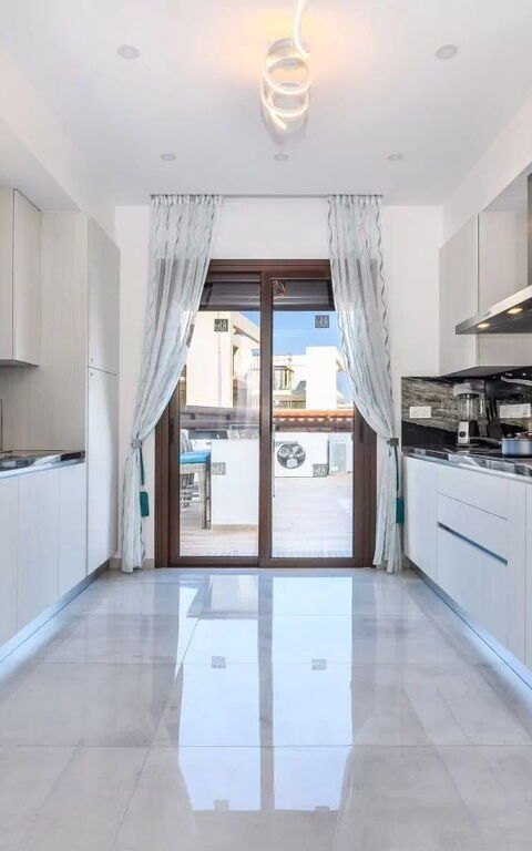 Serenity Seafront Villa: Cucina