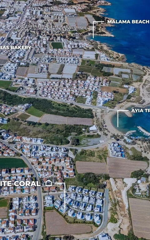 By the Beach - White Coral Villa: Vista Panoramica