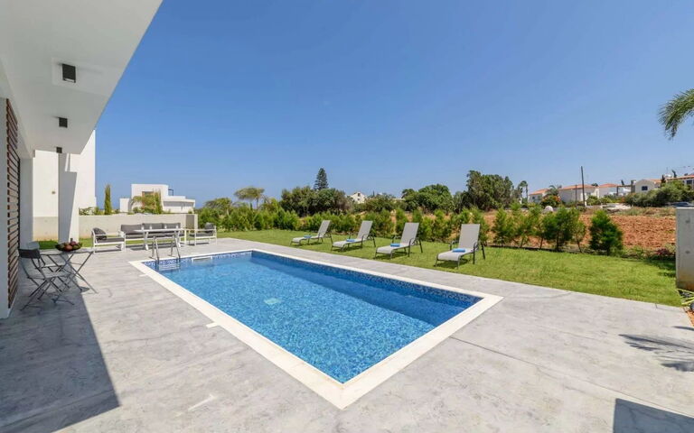 By the Beach - White Coral Villa: all'aperto, Esterni, Giardino, Piscina