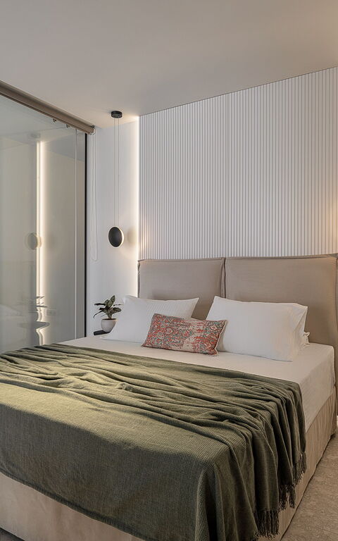 Ares Luxurious Residence: Camera da letto
