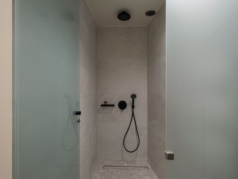 Ares Luxurious Residence