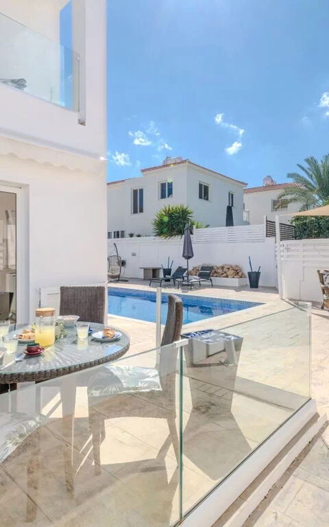 Ayia Triada Beach Gardens: all'aperto, Esterni, Piscina