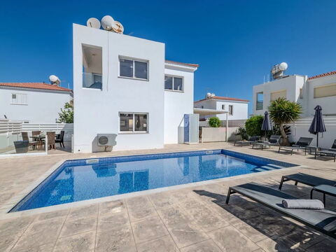 Ayia Triada Beach Gardens