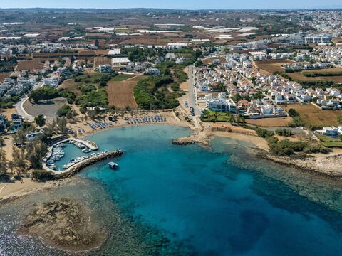 Ayia Triada Beach Gardens