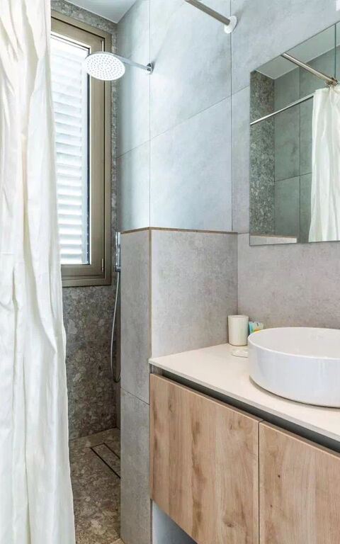 Azure Seaview - Ruby Villa: Bagno