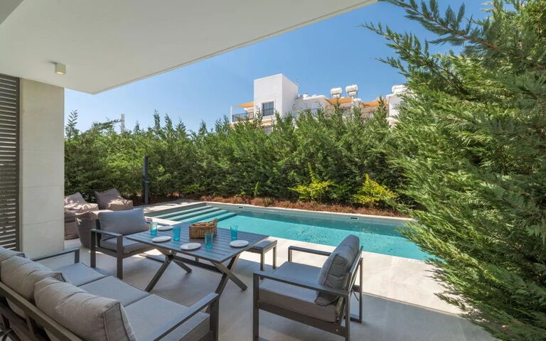 Azure Seaview - Ruby Villa: all'aperto, Esterni, Piscina