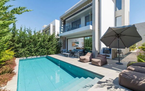 Azure Seaview - Ruby Villa: all'aperto, Esterni, Piscina