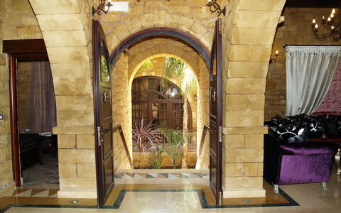 Alloggio Suite Price Elias
