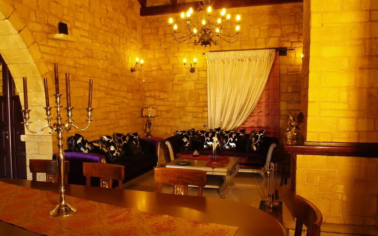 Alloggio Suite Price Elias