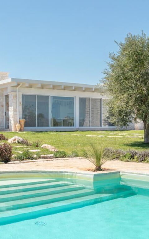 Villa Calanthia: all'aperto, Esterni, Giardino, Piscina