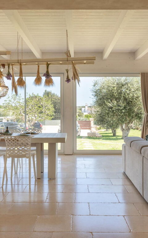 Villa Calanthia: Sala da pranzo, Soggiorno