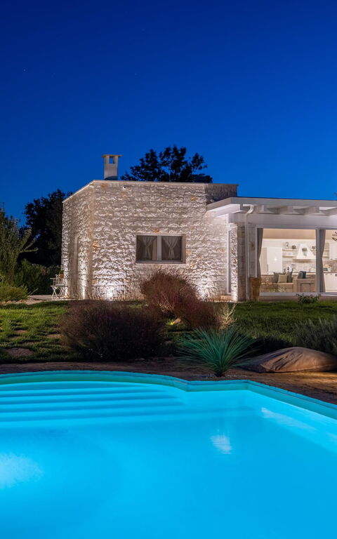 Villa Calanthia: all'aperto, Esterni, Giardino, Piscina