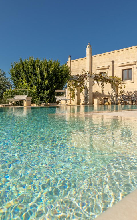 Villa Icaria: all'aperto, Esterni, Piscina