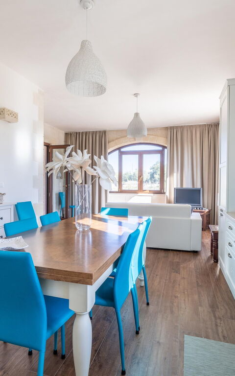 Villa Icaria: Cucina, Sala da pranzo