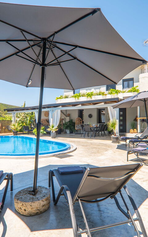 Casa del Miele: all'aperto, Esterni, Piscina