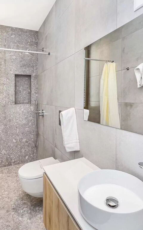 Azure Seaview- Garnet Villa: Bagno