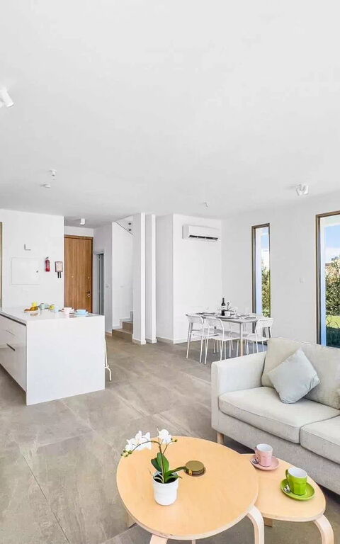 Azure Seaview- Garnet Villa: Soggiorno