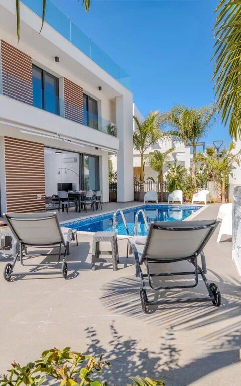 By the Beach - Aura Villa: all'aperto, Esterni, Piscina