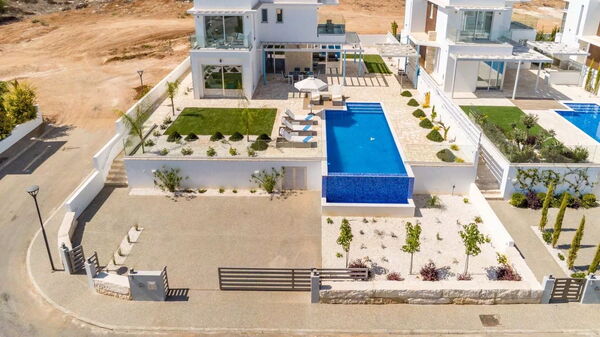 Mylos Lifestyle Seaview Villa #21: Piscina