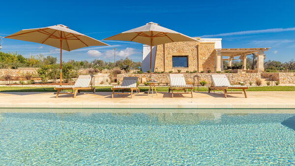 Villa del Cedro: all'aperto, Esterni, Piscina