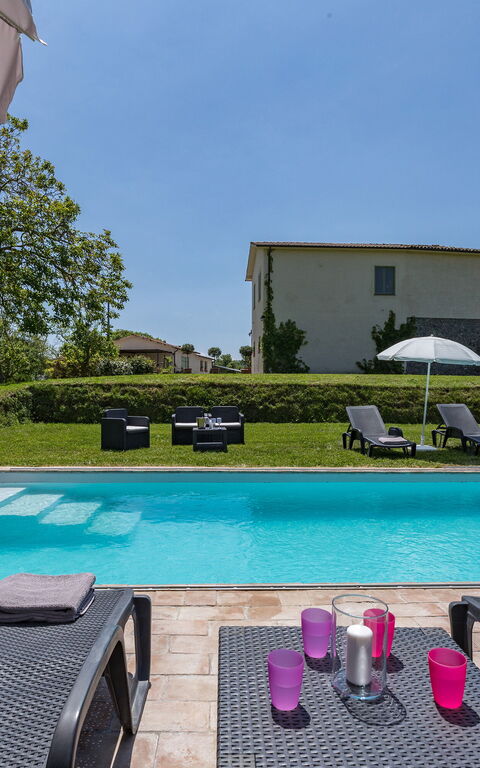 Villa a Casa di Giovanni: all'aperto, Esterni, Giardino, Piscina