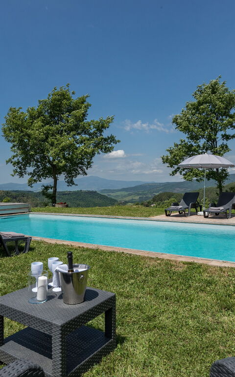 Villa a Casa di Giovanni: all'aperto, Esterni, Giardino, Piscina