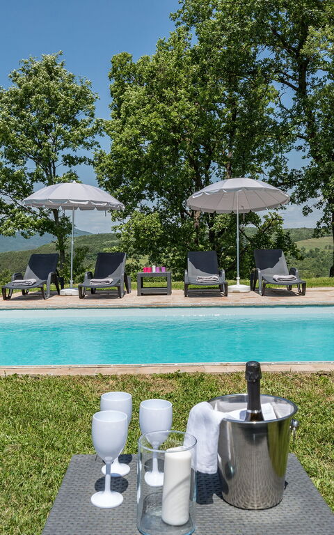 Villa a Casa di Giovanni: all'aperto, Esterni, Giardino, Piscina