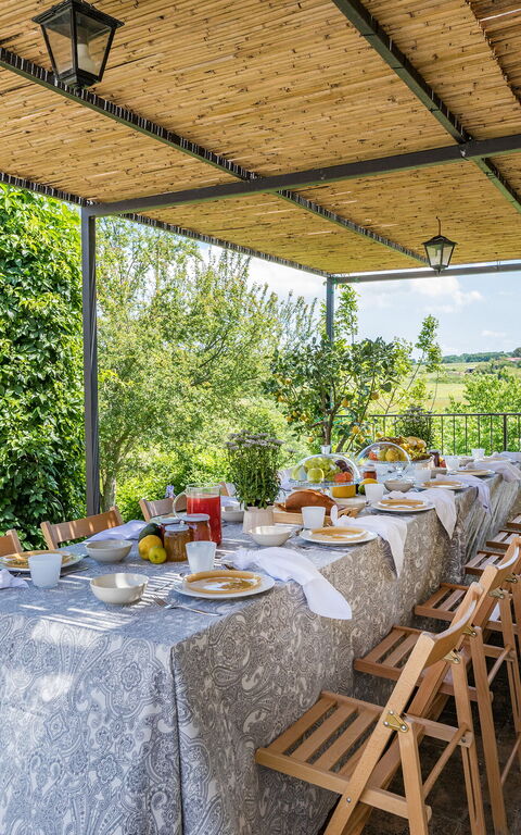 Villa a Casa di Giovanni: all'aperto, Balcone / Terrazza / Patio, Esterni