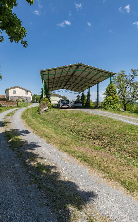 Villa a Casa di Giovanni: all'aperto, Esterni