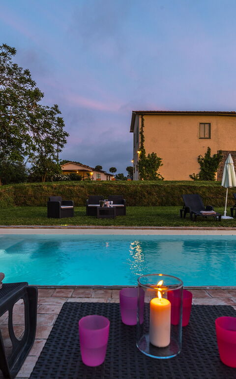 Villa a Casa di Giovanni: all'aperto, Esterni, Piscina