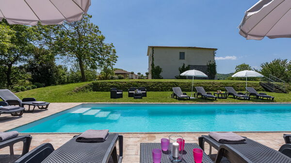 Villa a Casa di Giovanni: all'aperto, Esterni, Giardino, Piscina