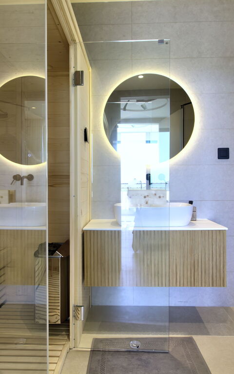 Villa Watanave: Bagno, Benessere
