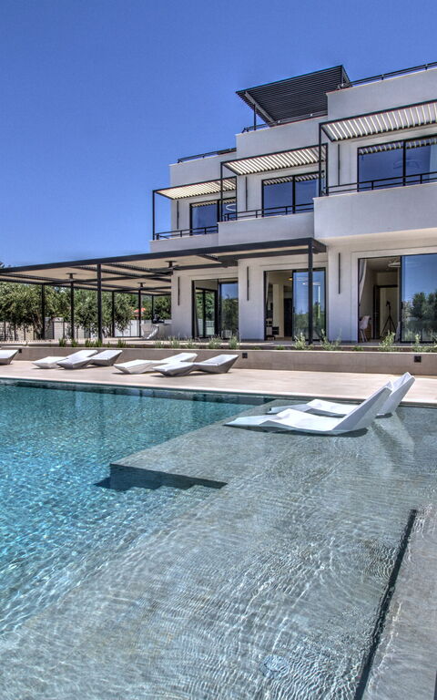 Villa Watanave: all'aperto, Estate, Esterni, Piscina, Primavera