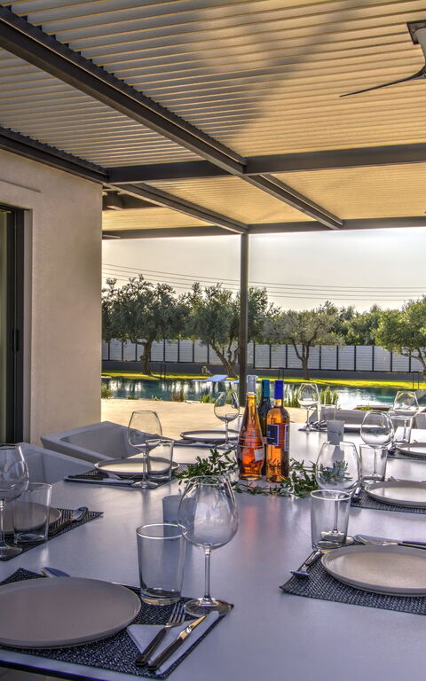 Villa Watanave: all'aperto, Balcone / Terrazza / Patio, Estate, Esterni, Primavera